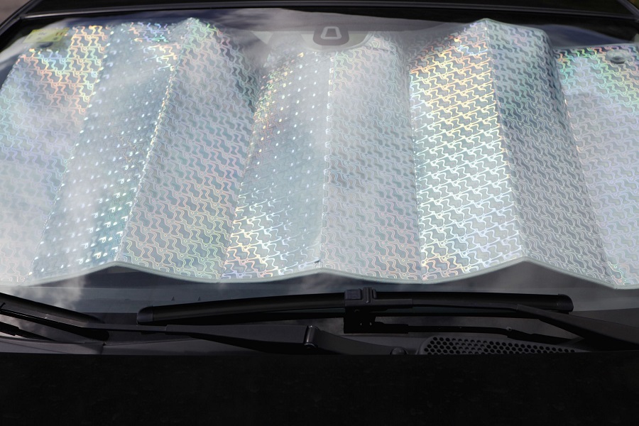 Tips to Select the Right Car Sunshade